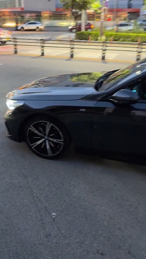 BMW 530i
